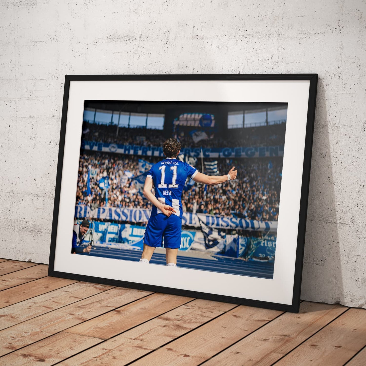 Torjubel Ostkurve - Fabian Reese